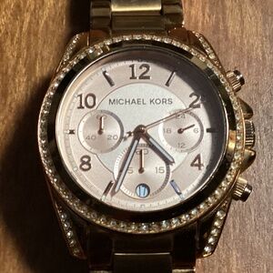 Michael Kors Rose Gold-tone Women’s Watch MK-5263